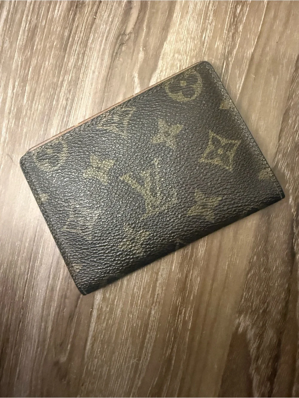 Louis Vuitton classic louis